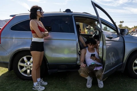 Kẹt xe 12 tiếng tại Coachella
