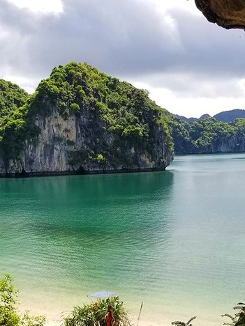 Quần đảo ở Việt Nam được báo quốc tế ca ngợi như 'vườn địa đàng'